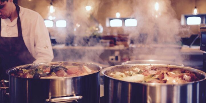 4 Tips for Keeping Cool in the Kitchen This Summer