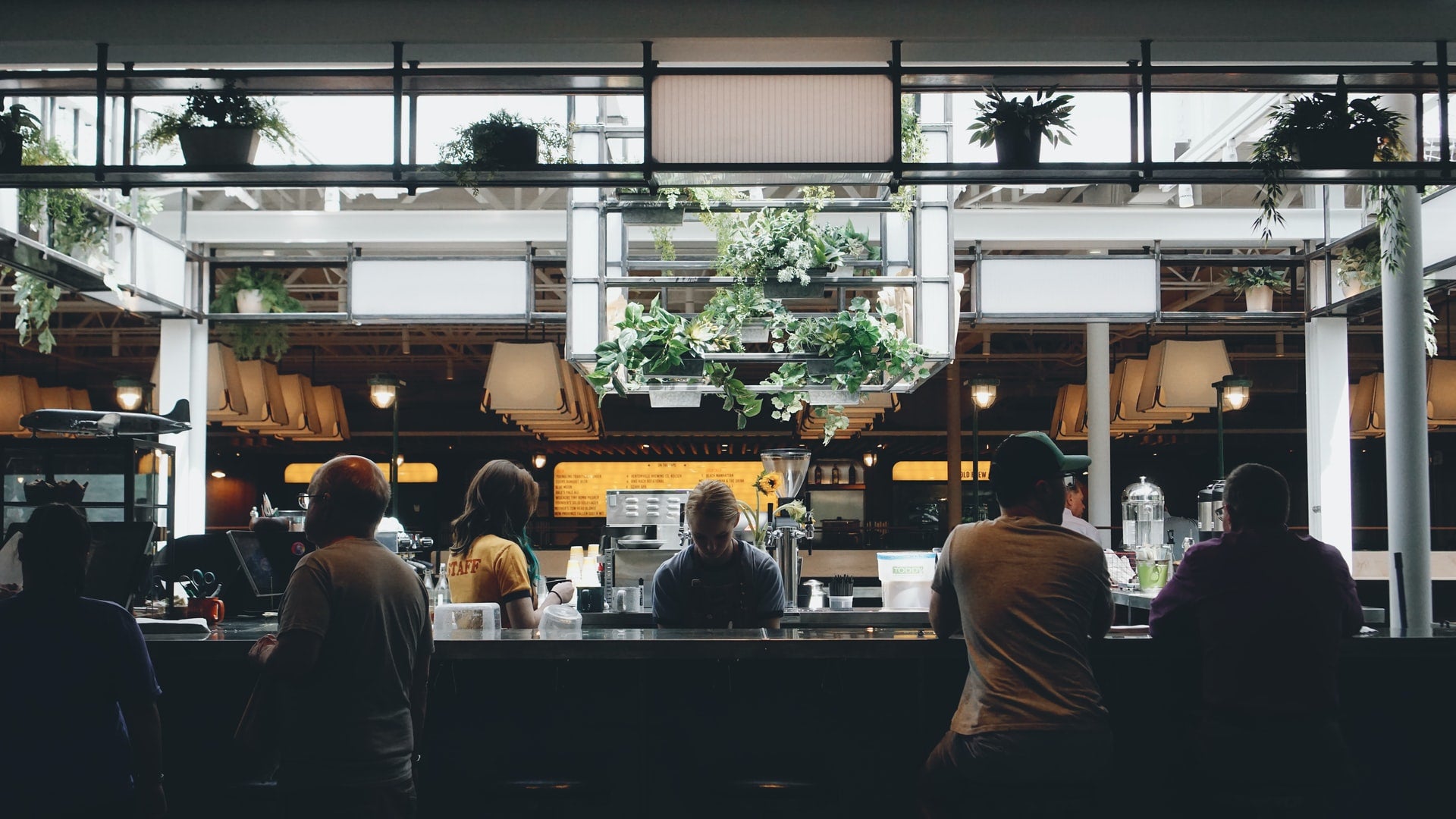 How to minimise the chance of accidents in your restaurant using PPE